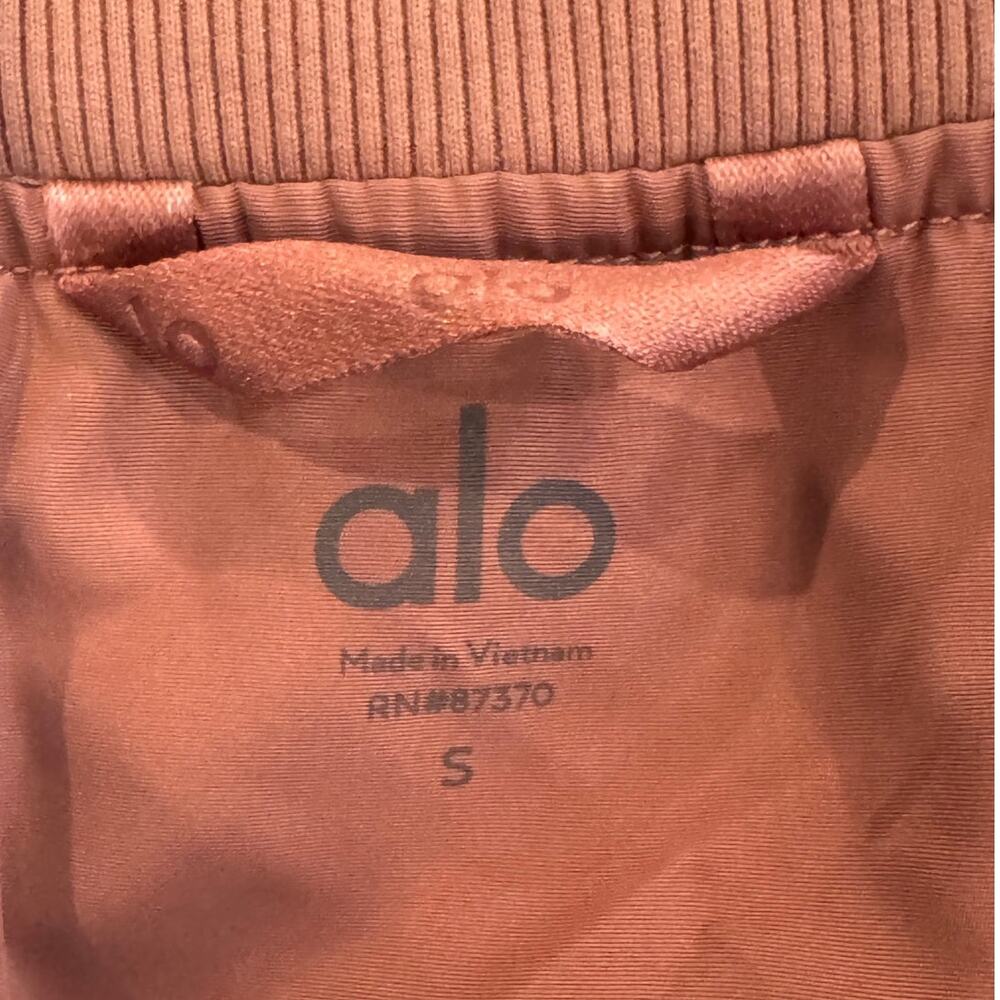 NEW ALO YOGA It Girl Bomber Jacket In Chestnut Size Small - Picture 12 of 15